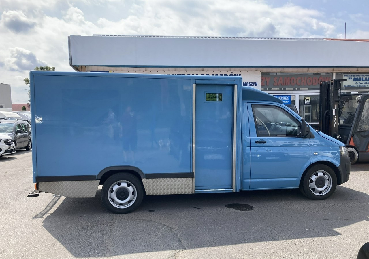 Volkswagen Transporter Trasporter T5 Bankowóz kuloodporny opanceżony Model 2015 - Fourgon blindé: photos 3 Volkswagen Transporter Trasporter T5 Bankowóz kuloodporny opanceżony Model 2015 - Fourgon blindé: photos 3