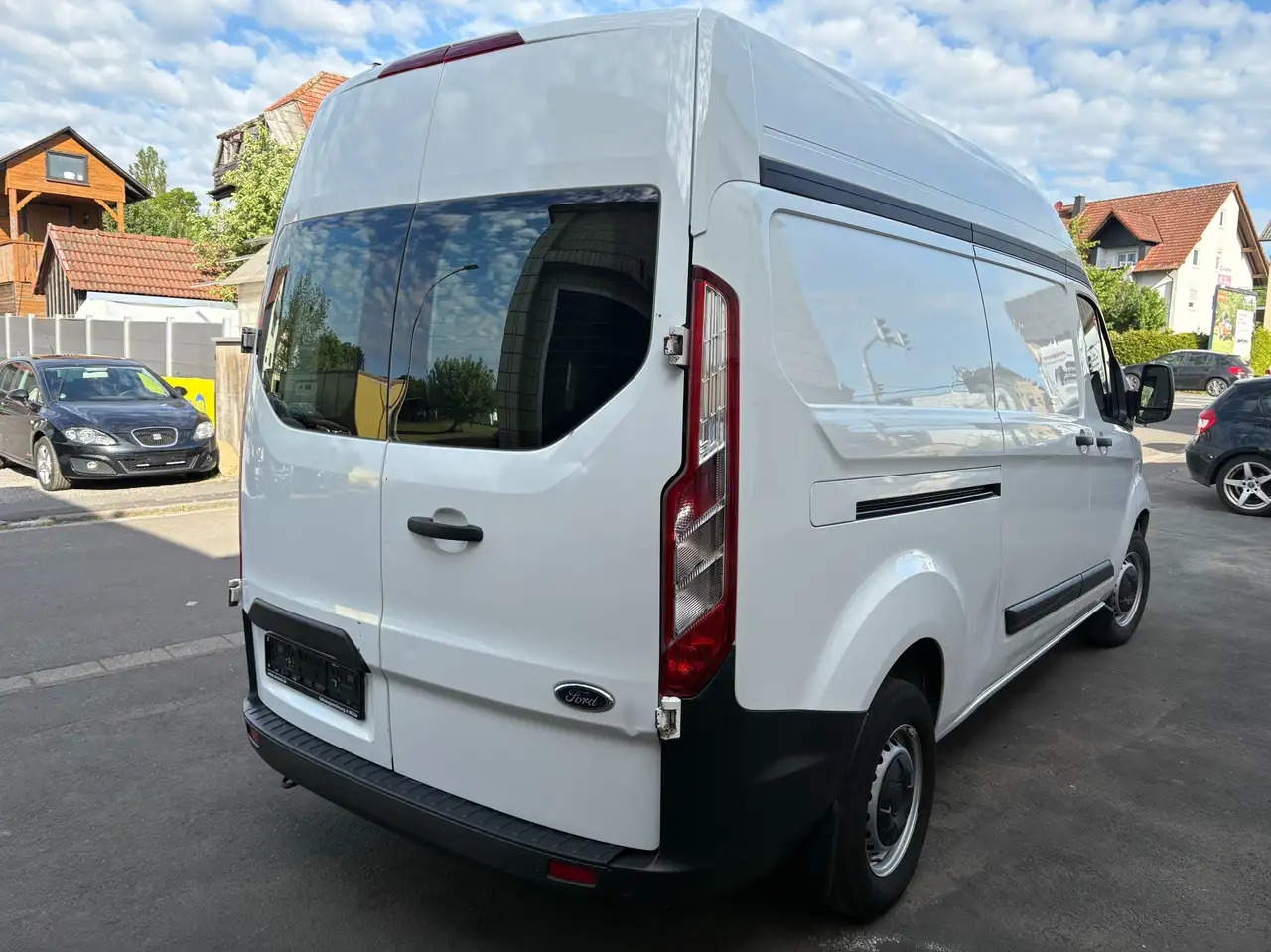 Ford Transit Custom 300 L2 H2 Motorschaden - Fourgon utilitaire: photos 4 Ford Transit Custom 300 L2 H2 Motorschaden - Fourgon utilitaire: photos 4