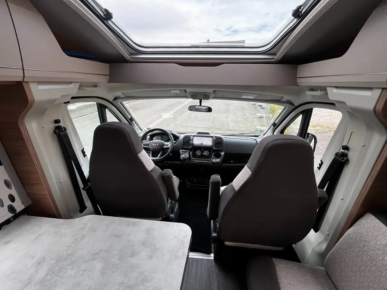 Crédit-bail Knaus VAN TI 650 MEG VANSATION Knaus VAN TI 650 MEG VANSATION: photos 8