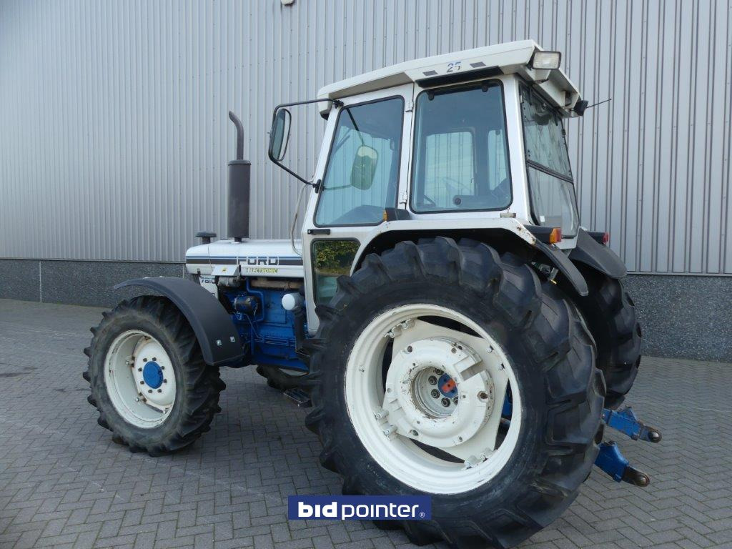 Ford 7810 Silver Jubilee - Tracteur agricole: photos 3 Ford 7810 Silver Jubilee - Tracteur agricole: photos 3