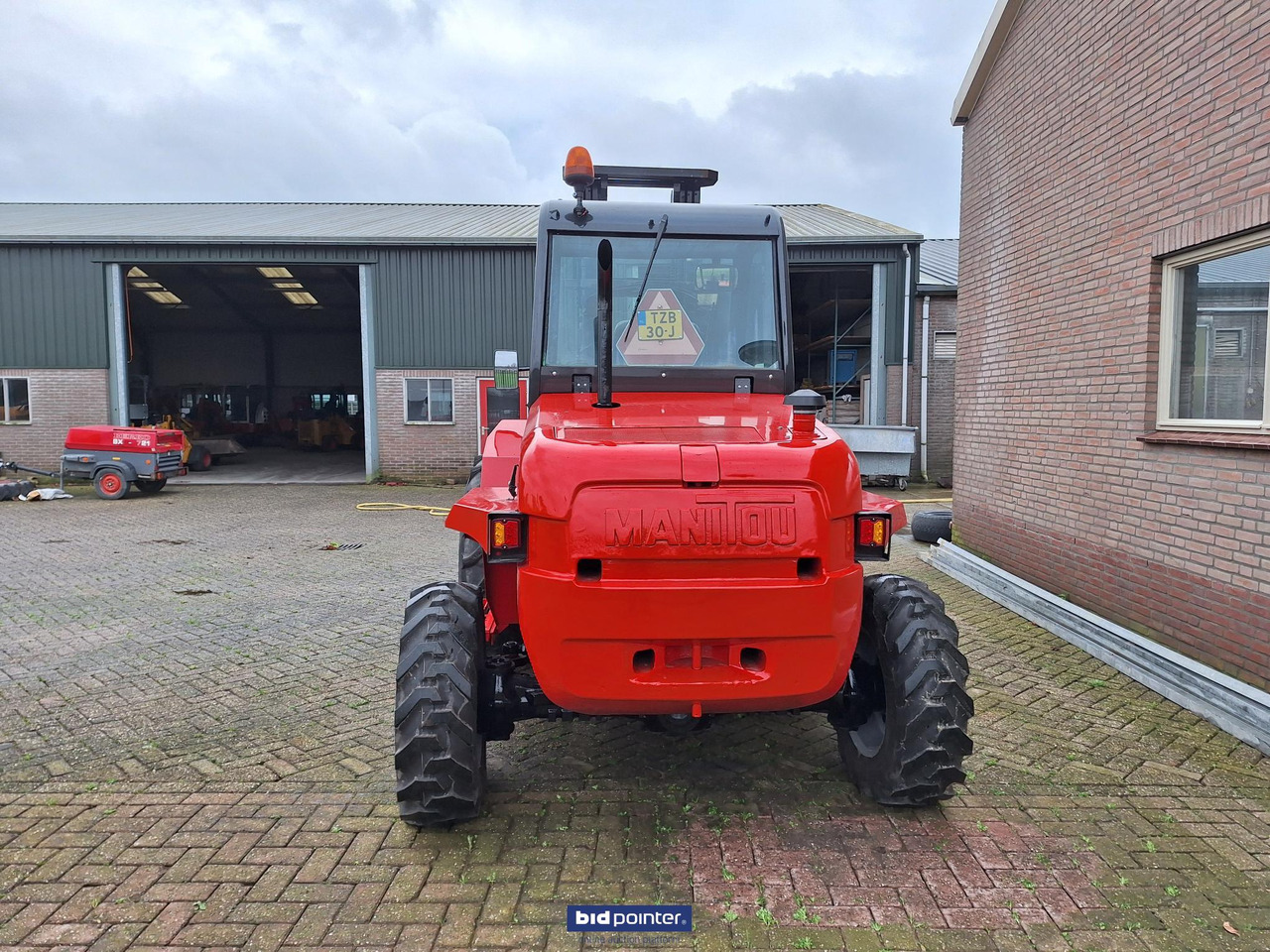 Manitou 30-4   4x4 - Chariot élévateur diesel: photos 4 Manitou 30-4   4x4 - Chariot élévateur diesel: photos 4