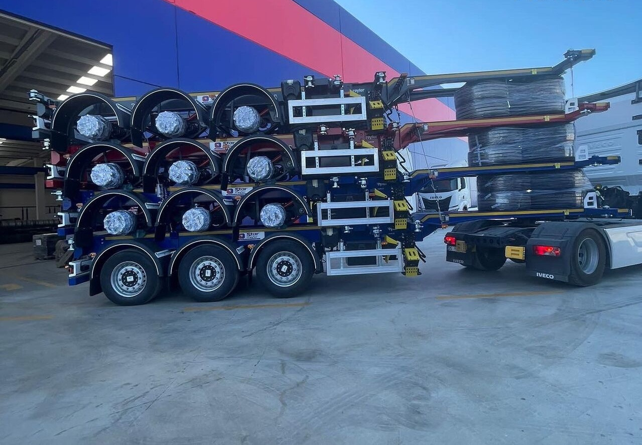 Star Yagcilar Telescopic container carrier - Semi-remorque porte-conteneur/ Caisse mobile: photos 5 Star Yagcilar Telescopic container carrier - Semi-remorque porte-conteneur/ Caisse mobile: photos 5