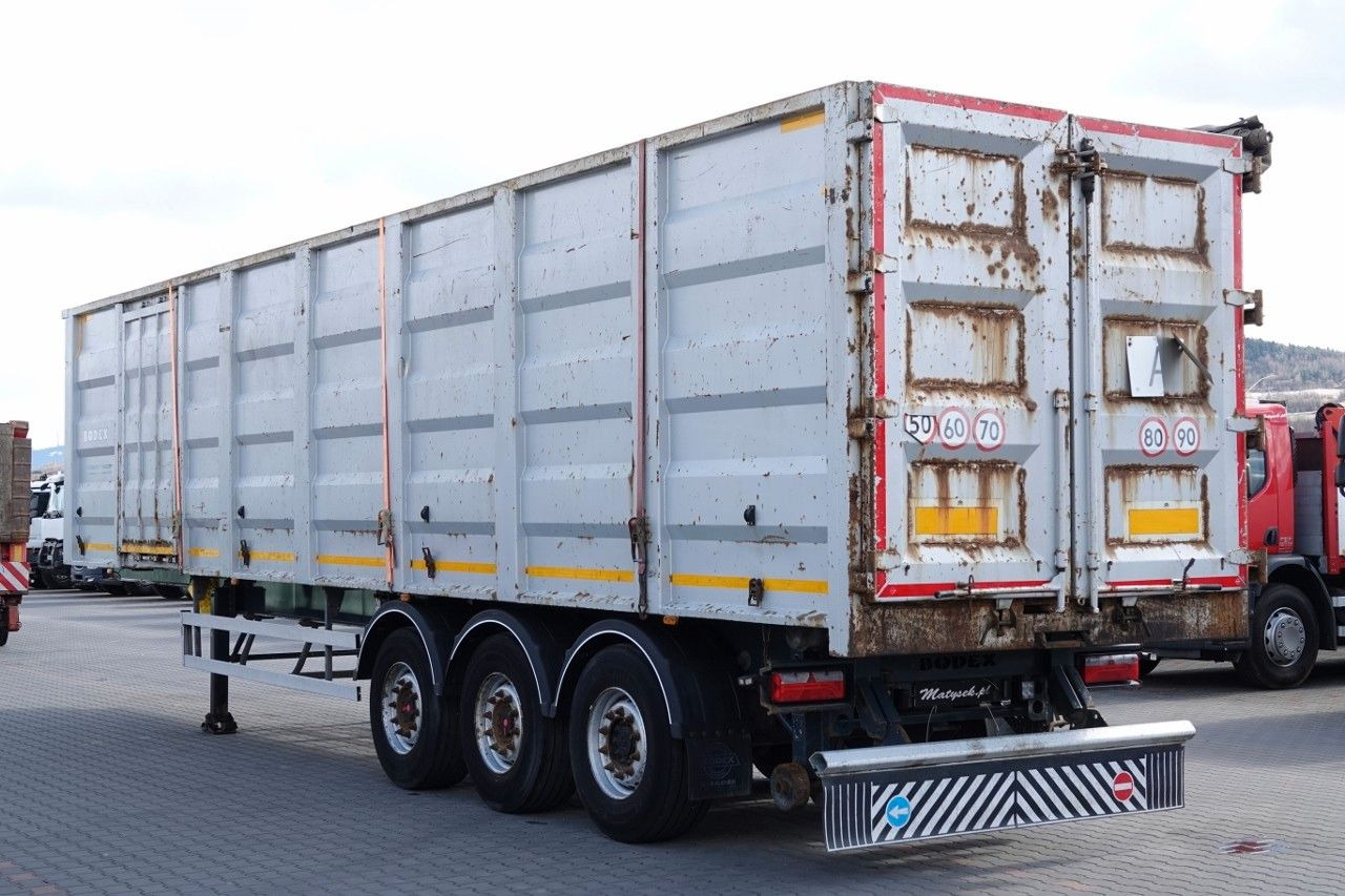 BODEX / WYWROTKA 65 M3 / STALOWA / DO ZŁOMU / OŚ - Semi-remorque benne: photos 3 BODEX / WYWROTKA 65 M3 / STALOWA / DO ZŁOMU / OŚ - Semi-remorque benne: photos 3