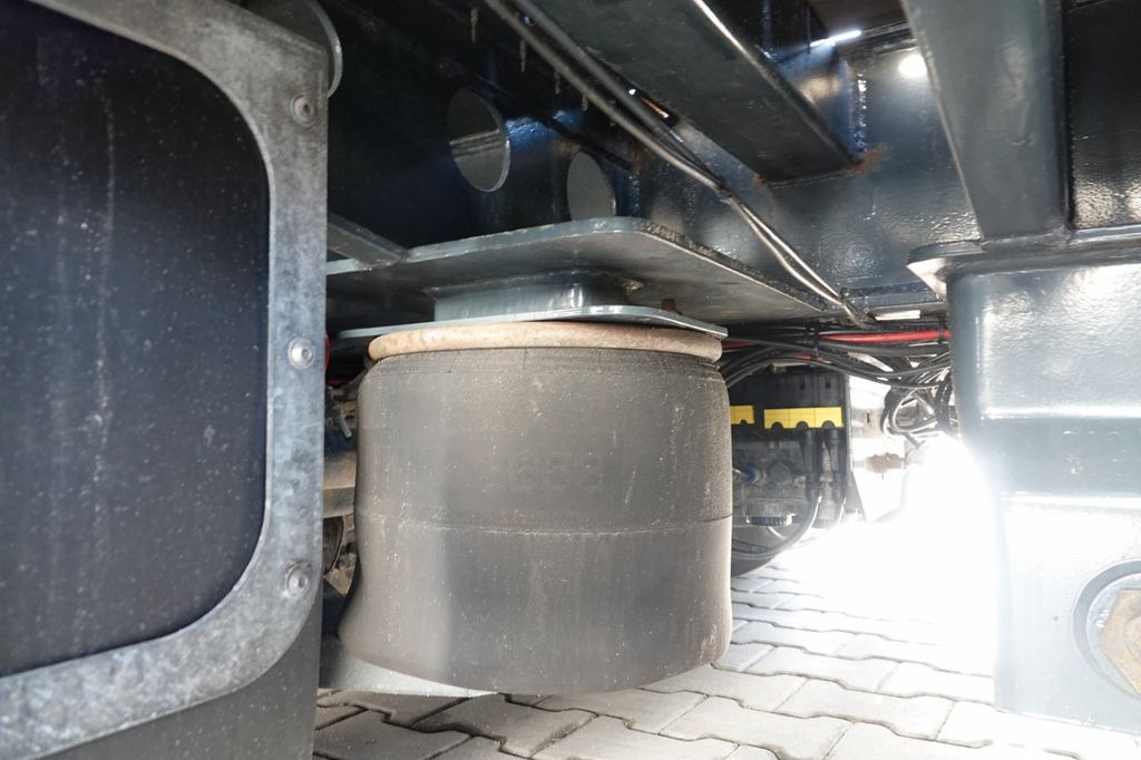 Semi-remorque surbaissé Emtech NACZEPA LAWETA / NISKOPODWOZIE / ROZCIĄGANA / DŁ Emtech NACZEPA LAWETA / NISKOPODWOZIE / ROZCIĄGANA / DŁ: photos 15 Semi-remorque surbaissé Emtech NACZEPA LAWETA / NISKOPODWOZIE / ROZCIĄGANA / DŁ Emtech NACZEPA LAWETA / NISKOPODWOZIE / ROZCIĄGANA / DŁ: photos 15