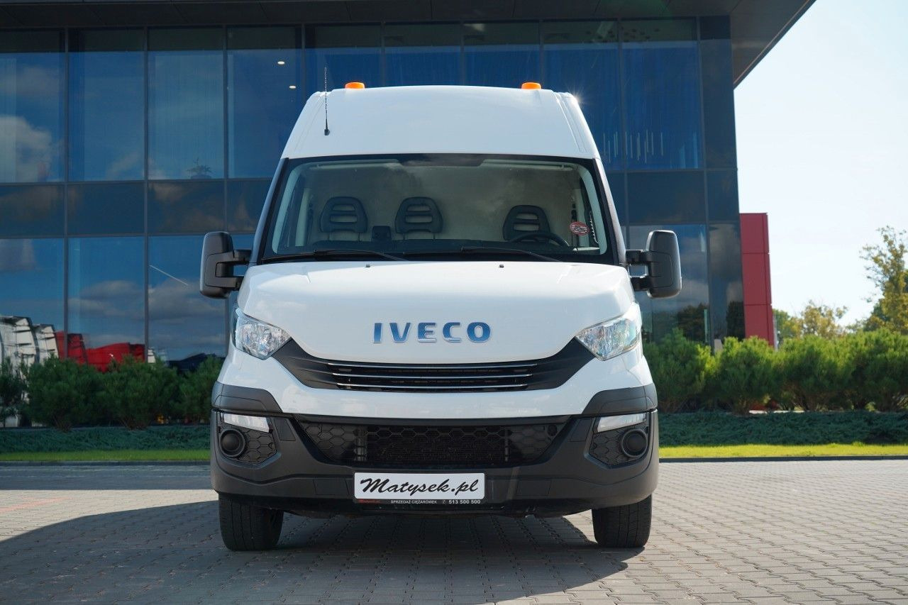 Iveco DAILY 35-140 / BLASZAK / ZABUDOWA WARSZTATOWA / - Fourgon utilitaire: photos 3 Iveco DAILY 35-140 / BLASZAK / ZABUDOWA WARSZTATOWA / - Fourgon utilitaire: photos 3
