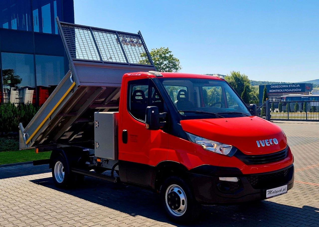 Iveco DAILY 35C12D - Véhicule utilitaire benne: photos 1 Iveco DAILY 35C12D - Véhicule utilitaire benne: photos 1