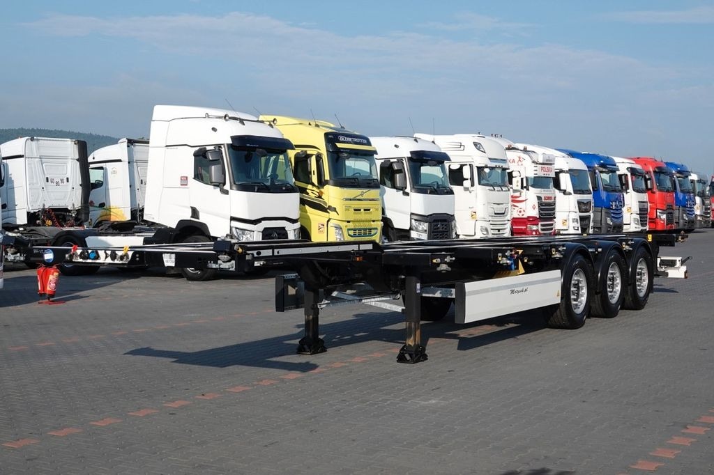 Krone NACZEPA PODKONTENEROWA / NOWA / 2023 ROK / ROZS Krone NACZEPA PODKONTENEROWA / NOWA / 2023 ROK / ROZS - Semi-remorque porte-conteneur/ Caisse mobile: photos 2 Krone NACZEPA PODKONTENEROWA / NOWA / 2023 ROK / ROZS Krone NACZEPA PODKONTENEROWA / NOWA / 2023 ROK / ROZS - Semi-remorque porte-conteneur/ Caisse mobile: photos 2