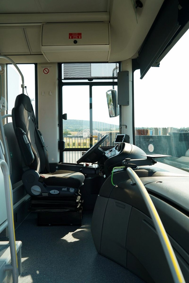 Bus interurbain MAN INTERCITY / EURO6 / PRZEBIEG 63000 KM / SPROWADZ: photos 12 Bus interurbain MAN INTERCITY / EURO6 / PRZEBIEG 63000 KM / SPROWADZ: photos 12