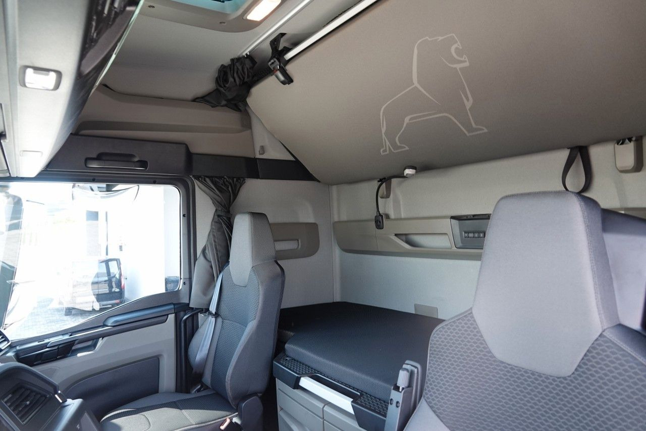 Camion fourgon MAN TGX 26.520 / 6x2 / CHŁODNIA -8,6 M / AGREGAT THE: photos 11 Camion fourgon MAN TGX 26.520 / 6x2 / CHŁODNIA -8,6 M / AGREGAT THE: photos 11