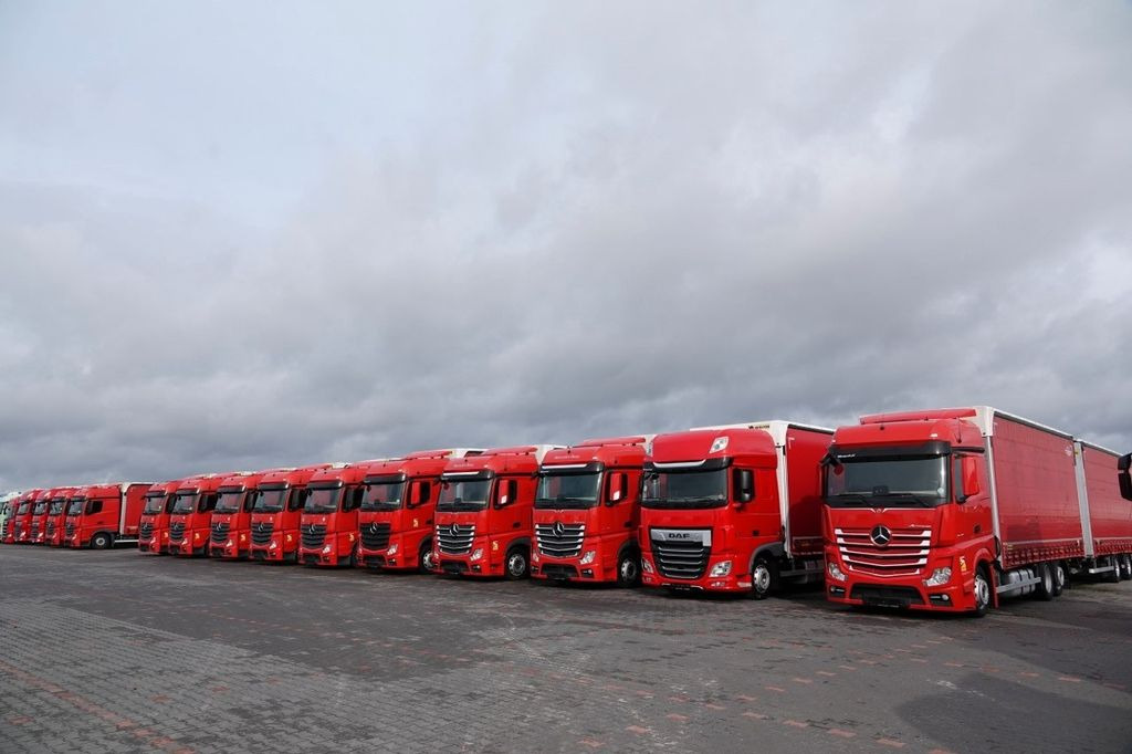 Mercedes-Benz ACTROS 2548/JUMBO TRUCK 120 M3/VEHICULAR/I-COOL - Camion à rideaux coulissants: photos 2 Mercedes-Benz ACTROS 2548/JUMBO TRUCK 120 M3/VEHICULAR/I-COOL - Camion à rideaux coulissants: photos 2