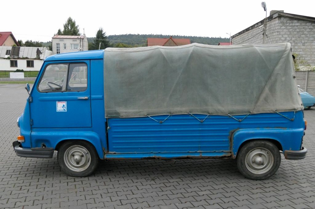 Renault R 21 ESTAFETTE 1000 / OLDTIMER - Minibus, Transport de personnes: photos 5 Renault R 21 ESTAFETTE 1000 / OLDTIMER - Minibus, Transport de personnes: photos 5