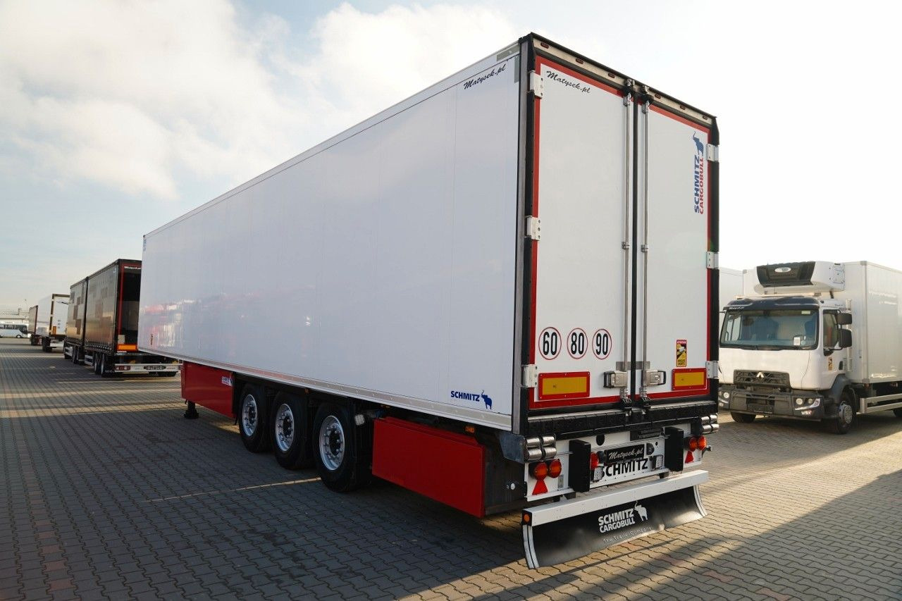 Schmitz Cargobull CHŁODNIA / CARRIER VECTOR 1550 / 2x OŚ PODNOSZO - Semi-remorque frigorifique: photos 3 Schmitz Cargobull CHŁODNIA / CARRIER VECTOR 1550 / 2x OŚ PODNOSZO - Semi-remorque frigorifique: photos 3