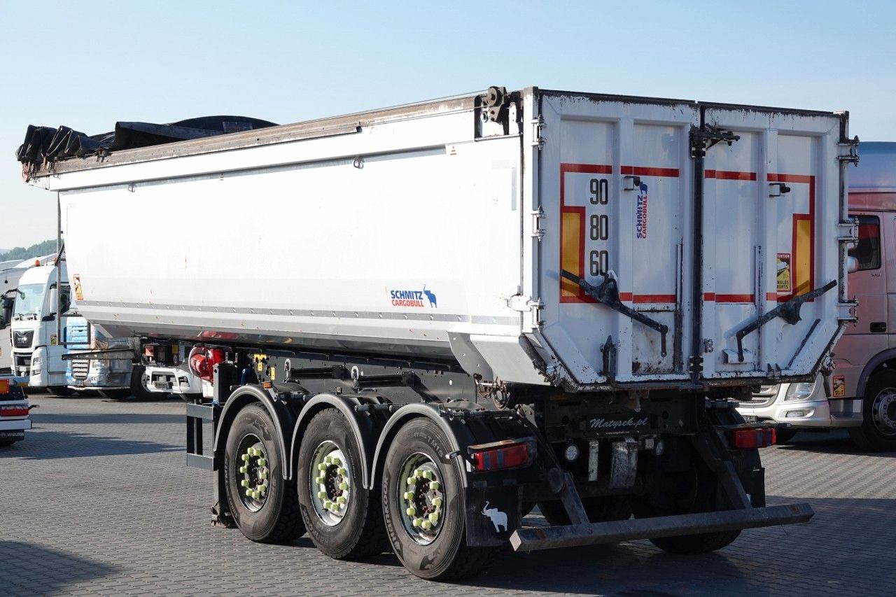 Schmitz Cargobull WYWROTKA 30 m3 / STALOWA / RYNNA WANNA HP / OŚ P - Semi-remorque benne: photos 4 Schmitz Cargobull WYWROTKA 30 m3 / STALOWA / RYNNA WANNA HP / OŚ P - Semi-remorque benne: photos 4
