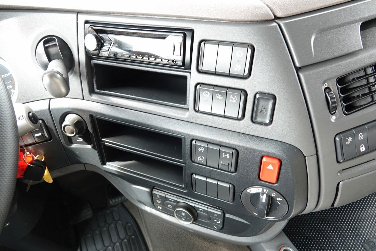 Tracteur routier DAF XF 480 / SPACE CAB / 2018 R / SPROWADZONY / PO: photos 15 Tracteur routier DAF XF 480 / SPACE CAB / 2018 R / SPROWADZONY / PO: photos 15