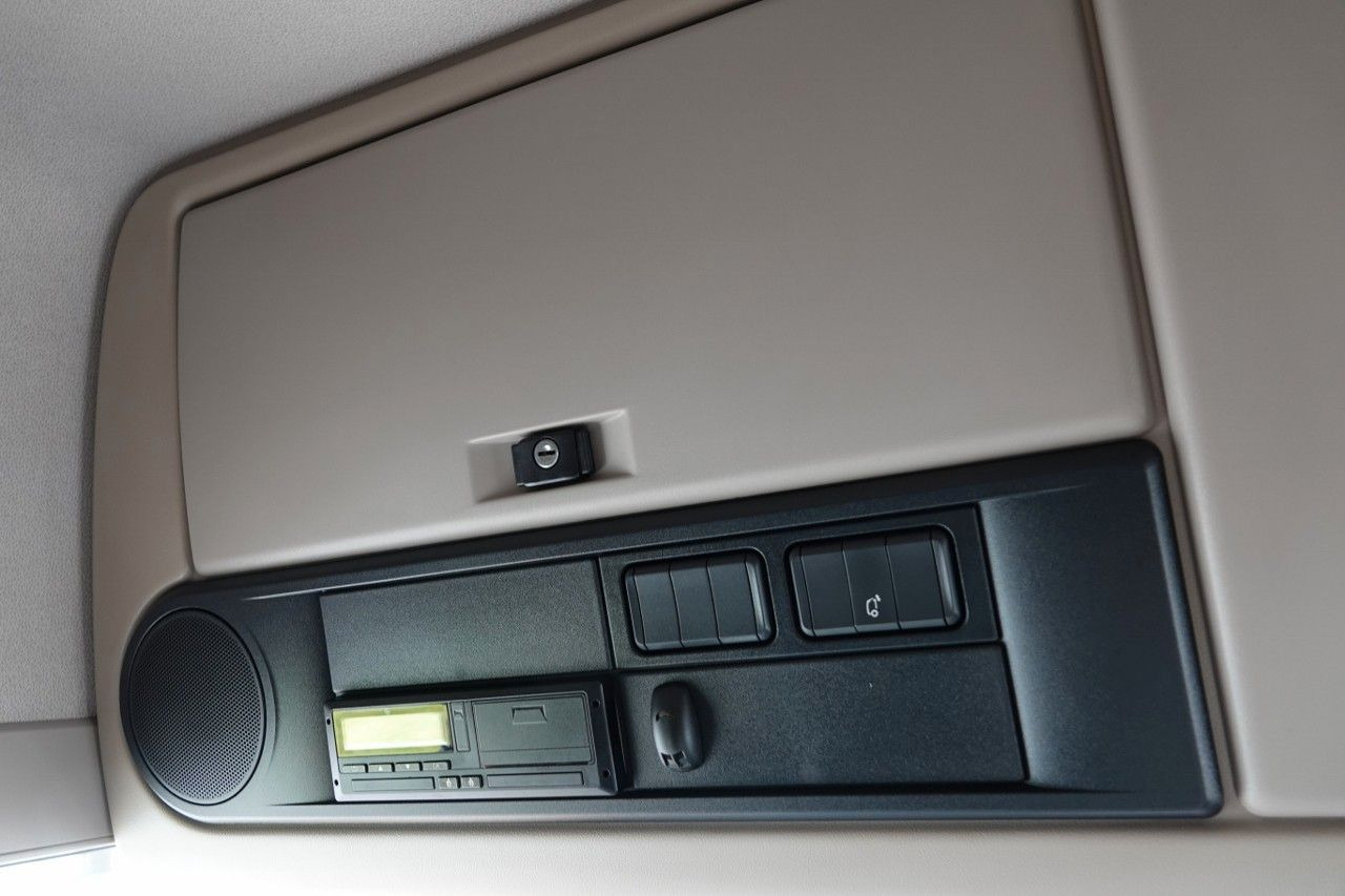 Tracteur routier DAF XF 480 / SPACE CAB / 2018 R / SPROWADZONY / PO: photos 17 Tracteur routier DAF XF 480 / SPACE CAB / 2018 R / SPROWADZONY / PO: photos 17