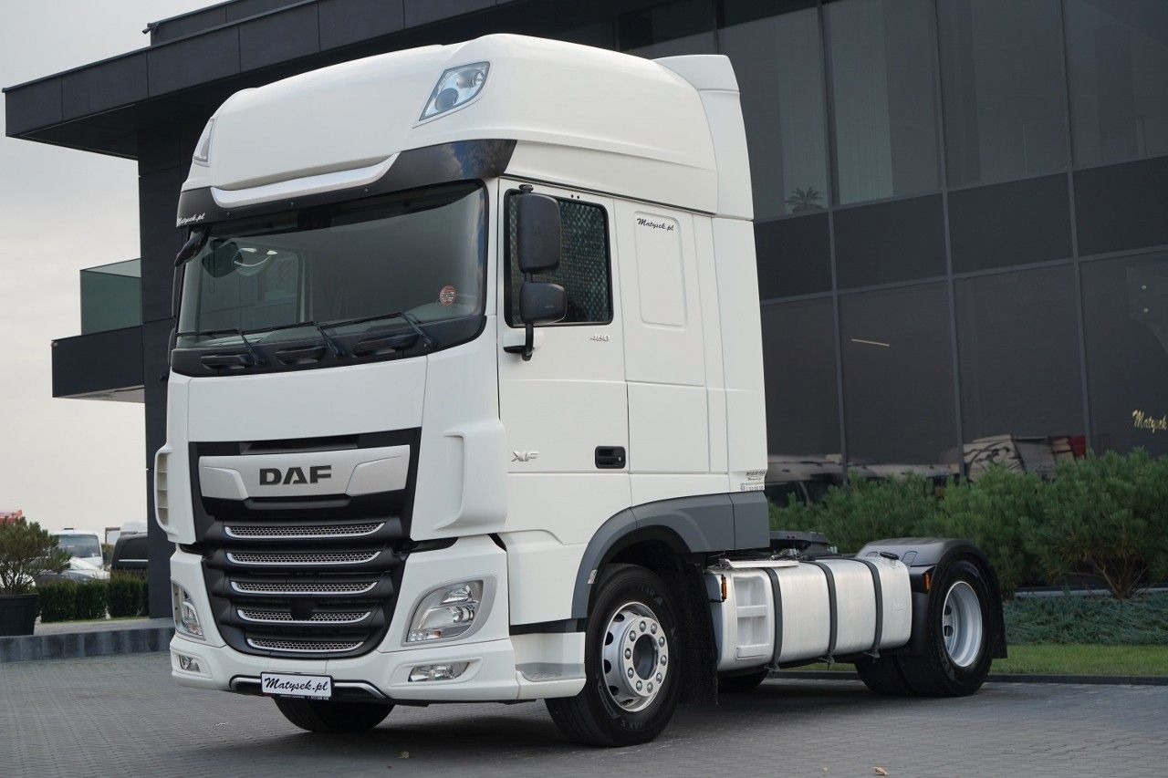 DAF XF 480 / SUPER SPACE CAB / 2021 ROK - Tracteur routier: photos 1 DAF XF 480 / SUPER SPACE CAB / 2021 ROK - Tracteur routier: photos 1
