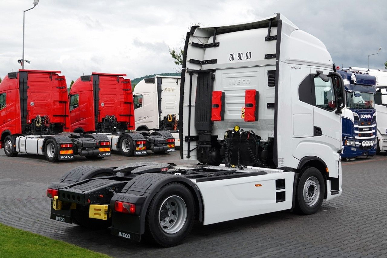 Iveco S-WAY / 530 / RETARDER / I-PARK COOL / 2022 ROK - Tracteur routier: photos 5 Iveco S-WAY / 530 / RETARDER / I-PARK COOL / 2022 ROK - Tracteur routier: photos 5