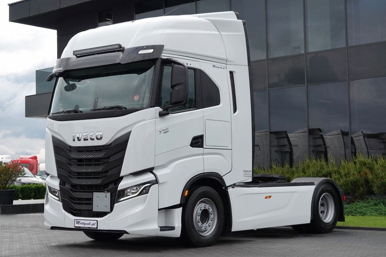 Iveco S-WAY / 530 / RETARDER / I-PARK COOL / 2022 ROK - Tracteur routier: photos 2 Iveco S-WAY / 530 / RETARDER / I-PARK COOL / 2022 ROK - Tracteur routier: photos 2