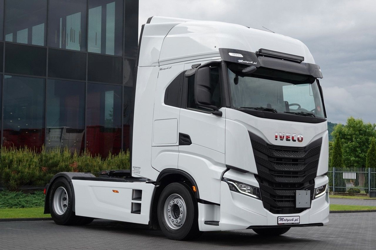 Iveco S-WAY / 530 / RETARDER / I-PARK COOL / 2022 ROK - Tracteur routier: photos 1 Iveco S-WAY / 530 / RETARDER / I-PARK COOL / 2022 ROK - Tracteur routier: photos 1