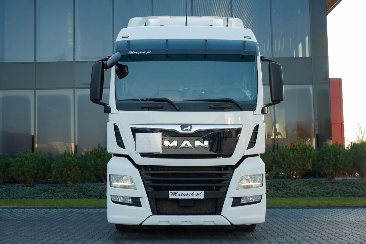 MAN TGX 18. 460 / MEGA / LOWDECK / REGULOWANE SIODŁO - Tracteur routier: photos 3 MAN TGX 18. 460 / MEGA / LOWDECK / REGULOWANE SIODŁO - Tracteur routier: photos 3