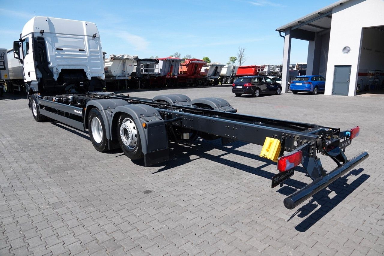 MAN TGX 26.520 / 6x2 / RAMA DŁ. 9,1M / OŚ PODNOSZONA - Tracteur routier: photos 2 MAN TGX 26.520 / 6x2 / RAMA DŁ. 9,1M / OŚ PODNOSZONA - Tracteur routier: photos 2