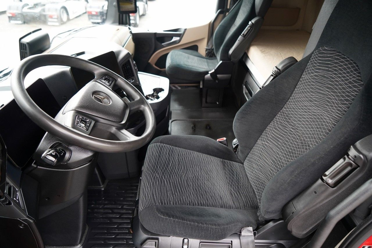 Tracteur routier Mercedes-Benz ACTROS 1845 / MP5 / BIG SPACE: photos 24