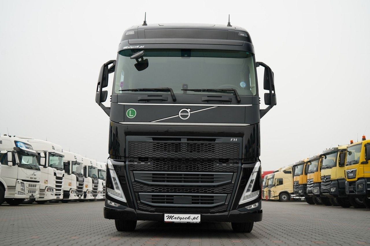 Volvo FH 500 /XXL / ZESTAW TANDEM PRZEJAZDOWY 120 M3 / - Camion à rideaux coulissants, Remorque rideaux coulissants: photos 2 Volvo FH 500 /XXL / ZESTAW TANDEM PRZEJAZDOWY 120 M3 / - Camion à rideaux coulissants, Remorque rideaux coulissants: photos 2