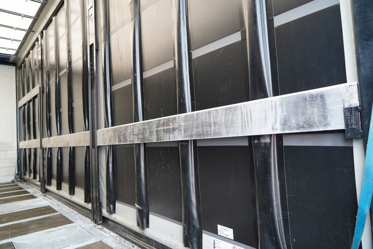 Crédit-bail  Wecon PRZYCZEPA - 7,7 M / TANDEM / PRZEJAZDOWA  / OŚ Wecon PRZYCZEPA - 7,7 M / TANDEM / PRZEJAZDOWA  / OŚ: photos 19