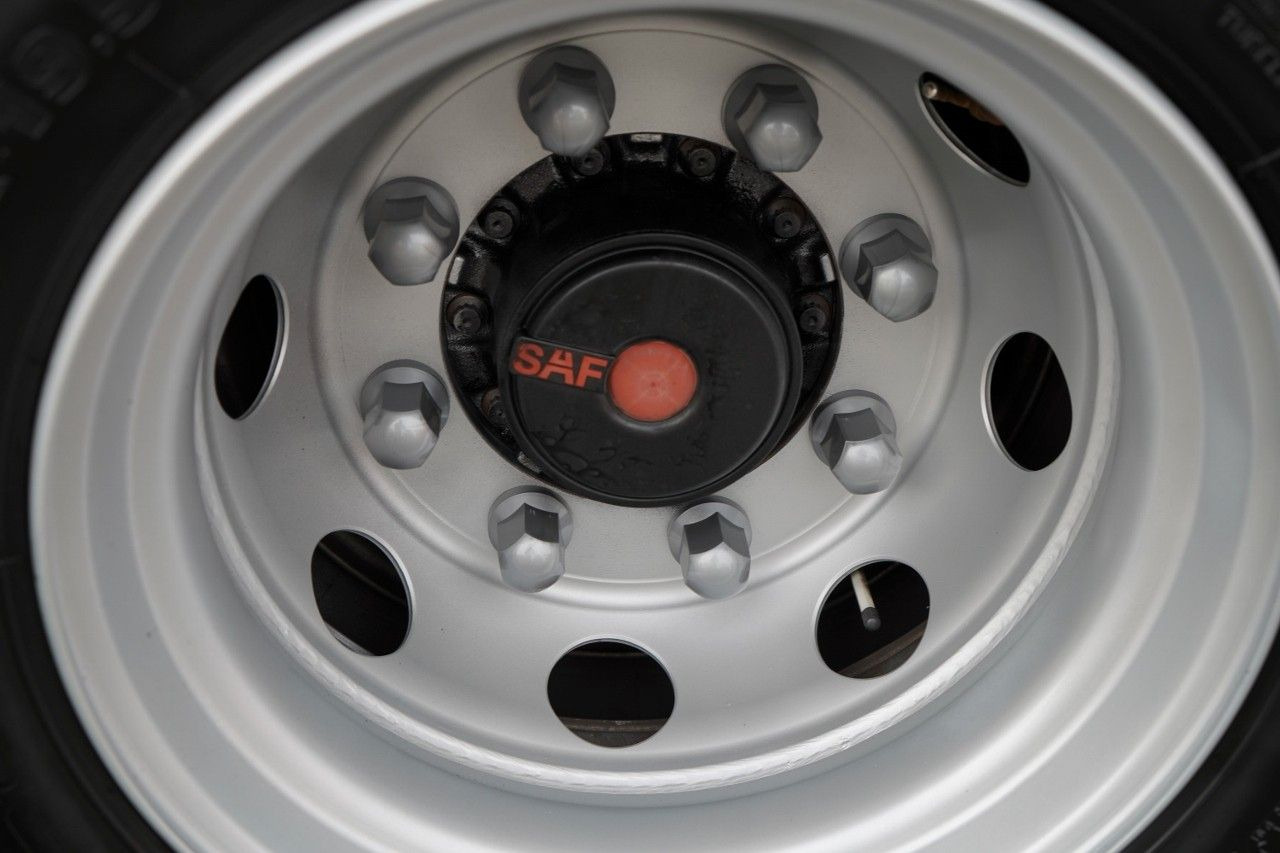 Crédit-bail  Wecon PRZYCZEPA - 7,7 M / TANDEM / PRZEJAZDOWA  / OŚ Wecon PRZYCZEPA - 7,7 M / TANDEM / PRZEJAZDOWA  / OŚ: photos 27