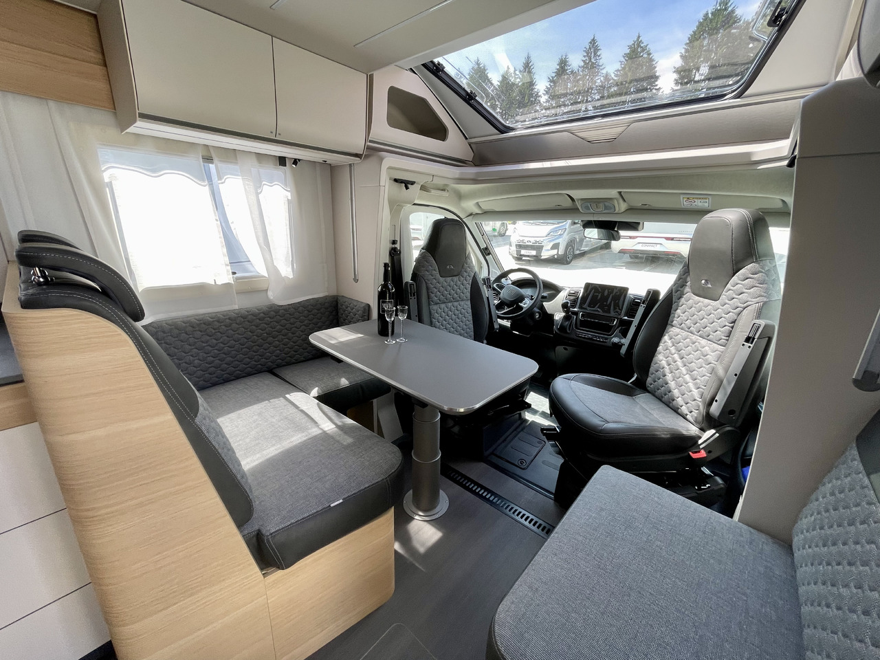 ADRIA Matrix axess 650SL - Camping-car profilé: photos 5 ADRIA Matrix axess 650SL - Camping-car profilé: photos 5