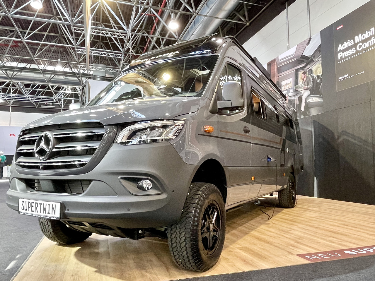 ADRIA Super Twin 700 SGX - Fourgon aménagé: photos 1 ADRIA Super Twin 700 SGX - Fourgon aménagé: photos 1