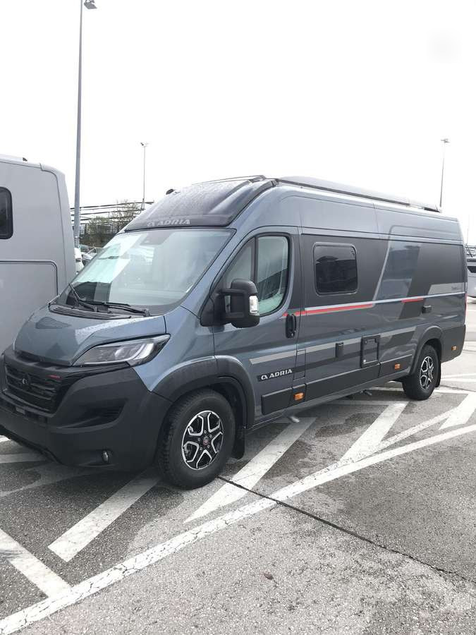 ADRIA Twin Sport 640 SG - Fourgon aménagé: photos 1 ADRIA Twin Sport 640 SG - Fourgon aménagé: photos 1