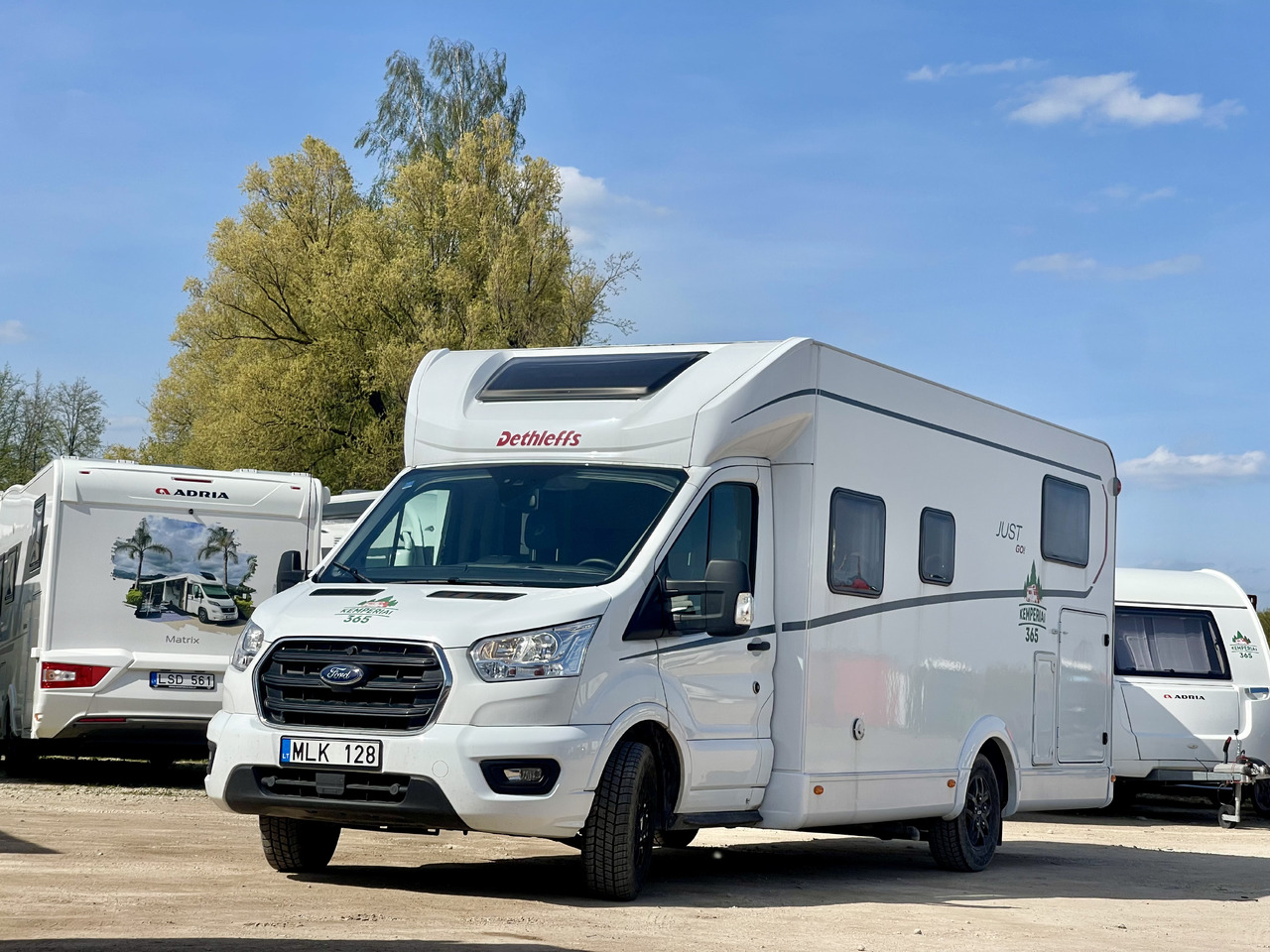 DETHLEFFS Just Go T7055 EB - Camping-car profilé: photos 1 DETHLEFFS Just Go T7055 EB - Camping-car profilé: photos 1