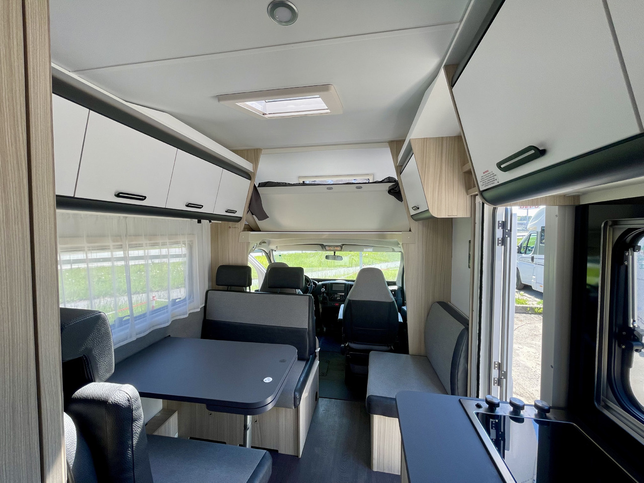 SUN LIVING A 75DP - Camping-car capucine: photos 5 SUN LIVING A 75DP - Camping-car capucine: photos 5