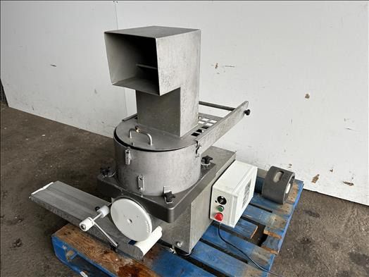 Formatic R2200 Forming machine - Matériel de boulangerie: photos 1 Formatic R2200 Forming machine - Matériel de boulangerie: photos 1