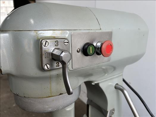 Hobart 20l Planetary mixer - Machine agroalimentaire: photos 3 Hobart 20l Planetary mixer - Machine agroalimentaire: photos 3