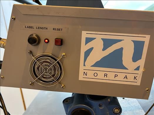 Norpak Rover150 label applicator - Machine à étiquettes: photos 4 Norpak Rover150 label applicator - Machine à étiquettes: photos 4