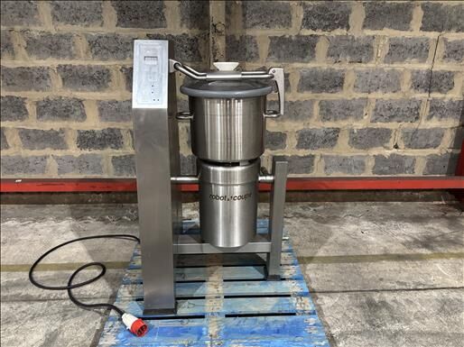 Robot Coupe R30 Vertical Cutter Mixer - Machine agroalimentaire: photos 1 Robot Coupe R30 Vertical Cutter Mixer - Machine agroalimentaire: photos 1