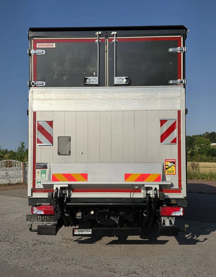 MAN TGM 15.290 / BURTO-FIRANKA / CAŁY NA PODUSZKACH /KLIMA POSTOJOWA / 2018R / NISKI PRZEBIEG / 18 PALET / E6 / JAK NOWY / WINDA / - Camion à rideaux coulissants: photos 5 MAN TGM 15.290 / BURTO-FIRANKA / CAŁY NA PODUSZKACH /KLIMA POSTOJOWA / 2018R / NISKI PRZEBIEG / 18 PALET / E6 / JAK NOWY / WINDA / - Camion à rideaux coulissants: photos 5