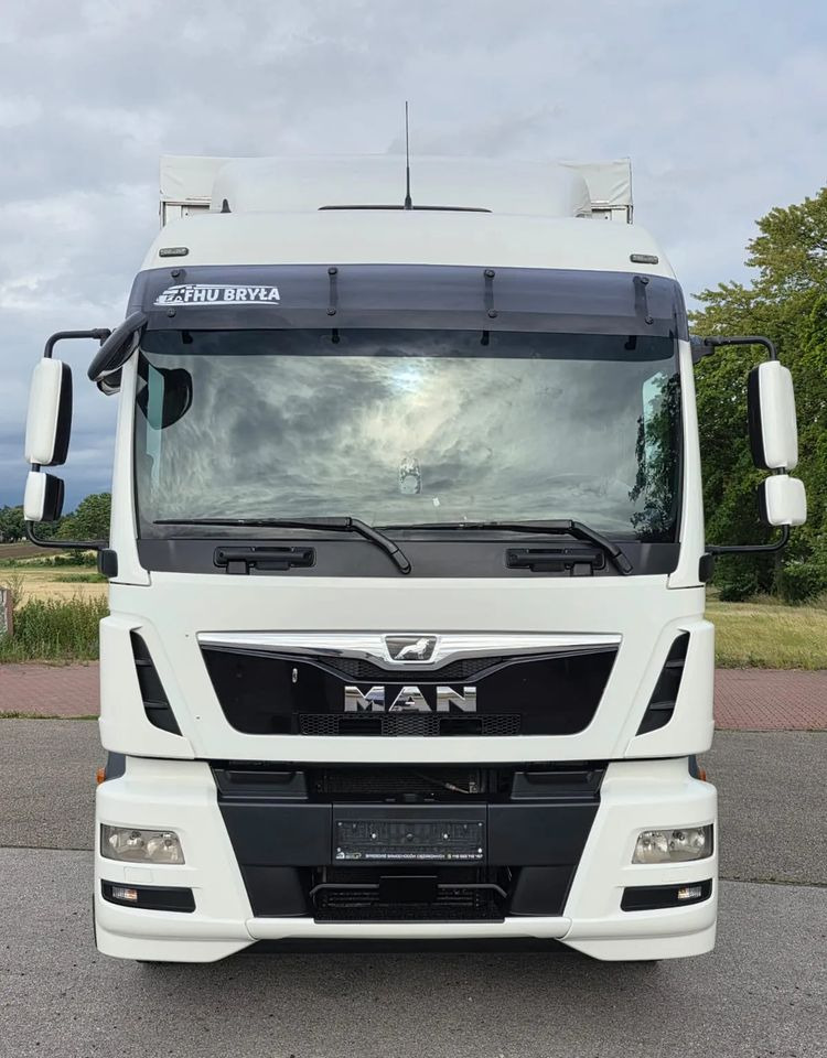 MAN TGM 18.290 / 18.250 /E6 / 22 PALETY / AUTOMAT / ZSUWANY DACH ORAZ BOKI / 9700 ŁADOWNOŚĆ / SERWISOWANY / NISKI PRZEBIEG / WINDA / FIRANKA / SPROWADZONY / 2019 / 335 TYŚ PRZEBIEG / PIERWSZY WŁAŚCIC - Camion à rideaux coulissants: photos 3 MAN TGM 18.290 / 18.250 /E6 / 22 PALETY / AUTOMAT / ZSUWANY DACH ORAZ BOKI / 9700 ŁADOWNOŚĆ / SERWISOWANY / NISKI PRZEBIEG / WINDA / FIRANKA / SPROWADZONY / 2019 / 335 TYŚ PRZEBIEG / PIERWSZY WŁAŚCIC - Camion à rideaux coulissants: photos 3