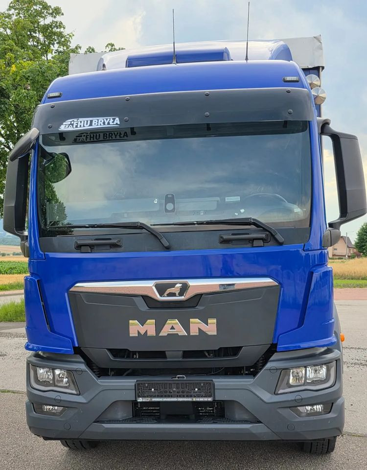 MAN TGM 18.320 / 18.290 / NOWY MODEL / E6 / 20PALET / 9200 ŁADOWNOŚĆ / SERWISOWANY / NISKI PRZEBIEG / WINDA / FIRANKA / SPROWADZONY / 2021 / NISKI PRZEBIEG /PIERWSZY WŁAŚCICIEL/ - Camion à rideaux coulissants: photos 3 MAN TGM 18.320 / 18.290 / NOWY MODEL / E6 / 20PALET / 9200 ŁADOWNOŚĆ / SERWISOWANY / NISKI PRZEBIEG / WINDA / FIRANKA / SPROWADZONY / 2021 / NISKI PRZEBIEG /PIERWSZY WŁAŚCICIEL/ - Camion à rideaux coulissants: photos 3