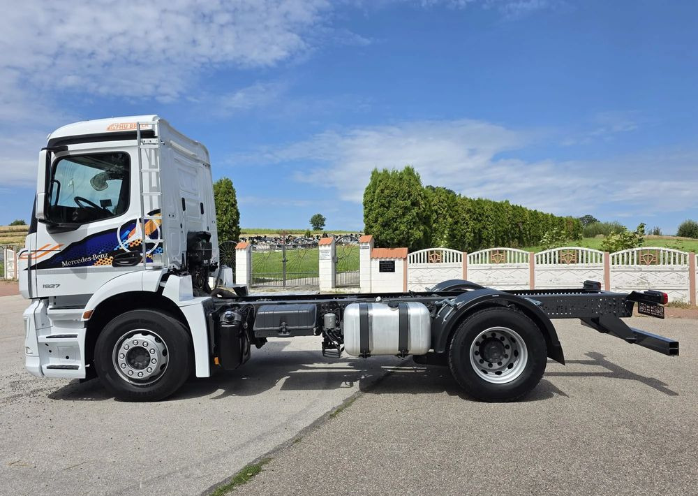 Mercedes-Benz ANTOS 1827 / ATEGO / ACTROS / E6 / ROZSTAW OSI 3.75M / WYWROT / BECZKA / UTRZYMANIE DRÓG / HAKOWIEC / SPROWADZONY / PIERWSZY WŁAŚCICIEL / STAN BDB - Châssis cabine: photos 4 Mercedes-Benz ANTOS 1827 / ATEGO / ACTROS / E6 / ROZSTAW OSI 3.75M / WYWROT / BECZKA / UTRZYMANIE DRÓG / HAKOWIEC / SPROWADZONY / PIERWSZY WŁAŚCICIEL / STAN BDB - Châssis cabine: photos 4