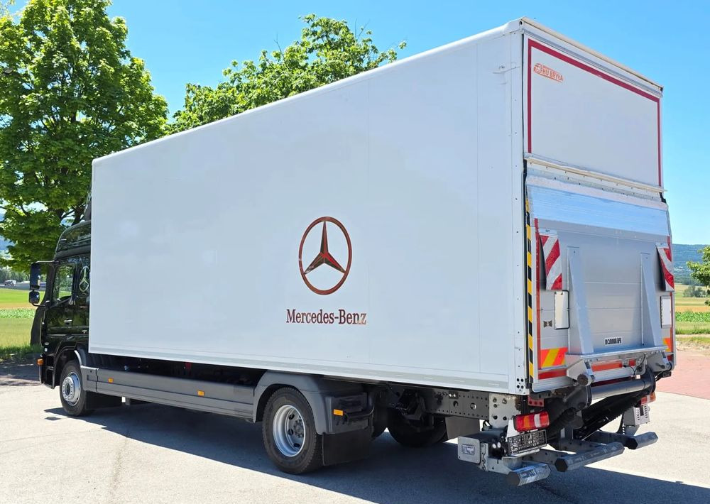 Mercedes-Benz ATEGO 1527/1530/IZOTERMA/WINDA/SPROWADZONY/E6/PIERWSZY WŁAŚCICIEL/AUTOMAT/18EURO PALET/STAN BARDZO DOBRY - Camion frigorifique: photos 4 Mercedes-Benz ATEGO 1527/1530/IZOTERMA/WINDA/SPROWADZONY/E6/PIERWSZY WŁAŚCICIEL/AUTOMAT/18EURO PALET/STAN BARDZO DOBRY - Camion frigorifique: photos 4