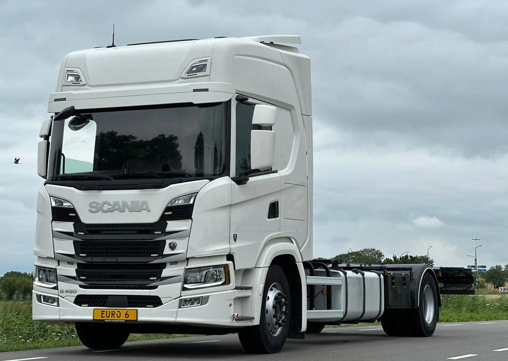 Scania G450 / G410 / BDF / RAMA / E6 / CAŁA NA PODUSZKACH / ROZSTAW OSI 5.5M / LAWETA / DO ŻYWCA / DO BYDŁA / SKÓRY / DO ZABUDOWY / SPROWADZONA - Châssis cabine: photos 1 Scania G450 / G410 / BDF / RAMA / E6 / CAŁA NA PODUSZKACH / ROZSTAW OSI 5.5M / LAWETA / DO ŻYWCA / DO BYDŁA / SKÓRY / DO ZABUDOWY / SPROWADZONA - Châssis cabine: photos 1