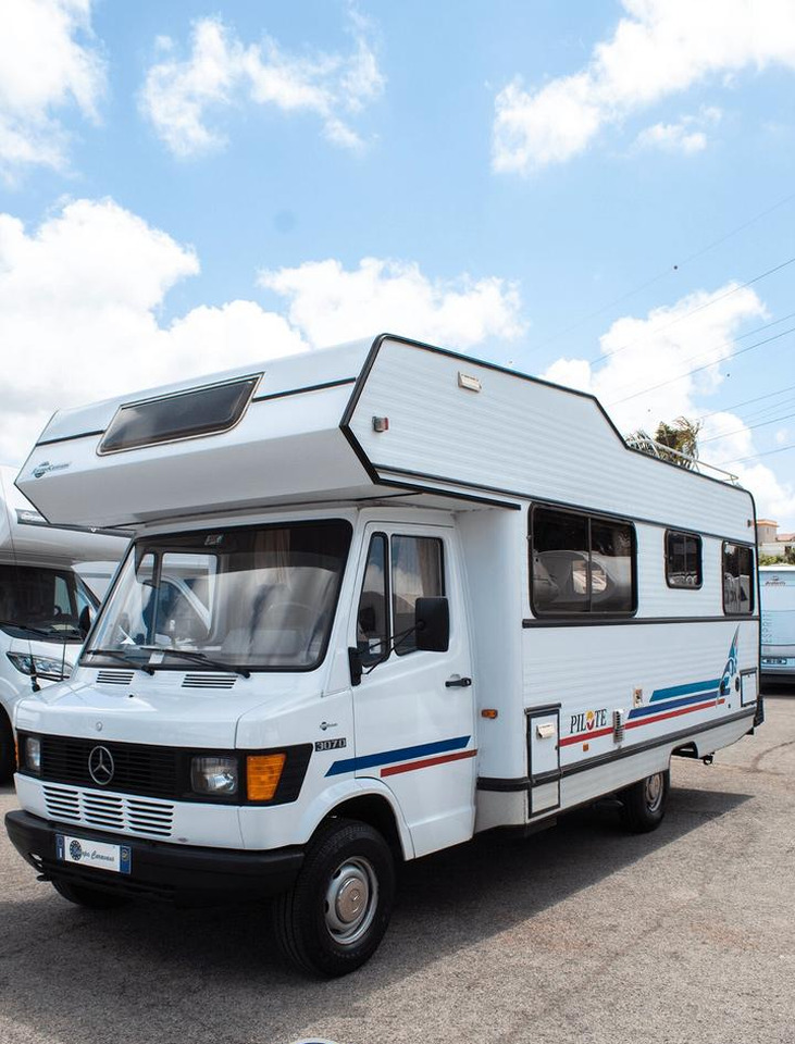 Pilote r 650 - Camping-car capucine: photos 3 Pilote r 650 - Camping-car capucine: photos 3