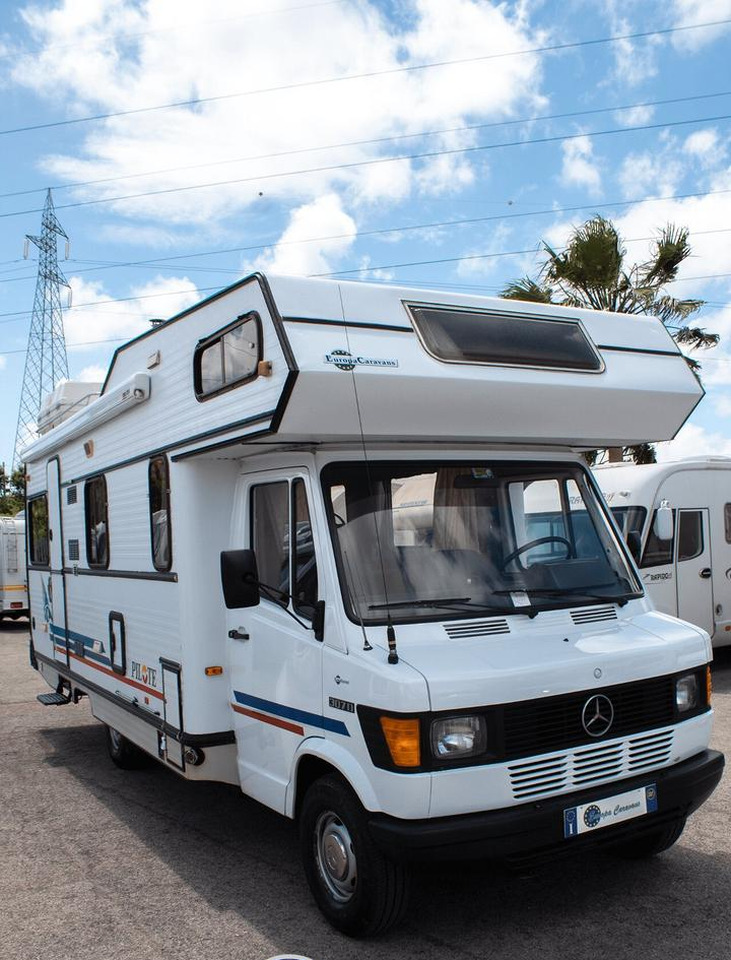Pilote r 650 - Camping-car capucine: photos 2 Pilote r 650 - Camping-car capucine: photos 2
