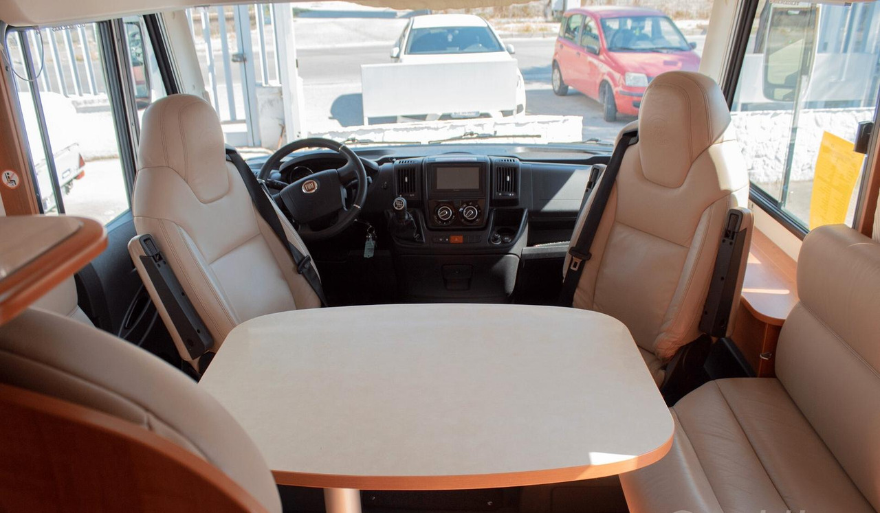 Camping-car intégral Rapido design edition 890 f: photos 7