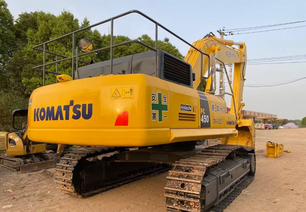 KOMATSU PC 450-8 - Pelle sur chenille: photos 3 KOMATSU PC 450-8 - Pelle sur chenille: photos 3