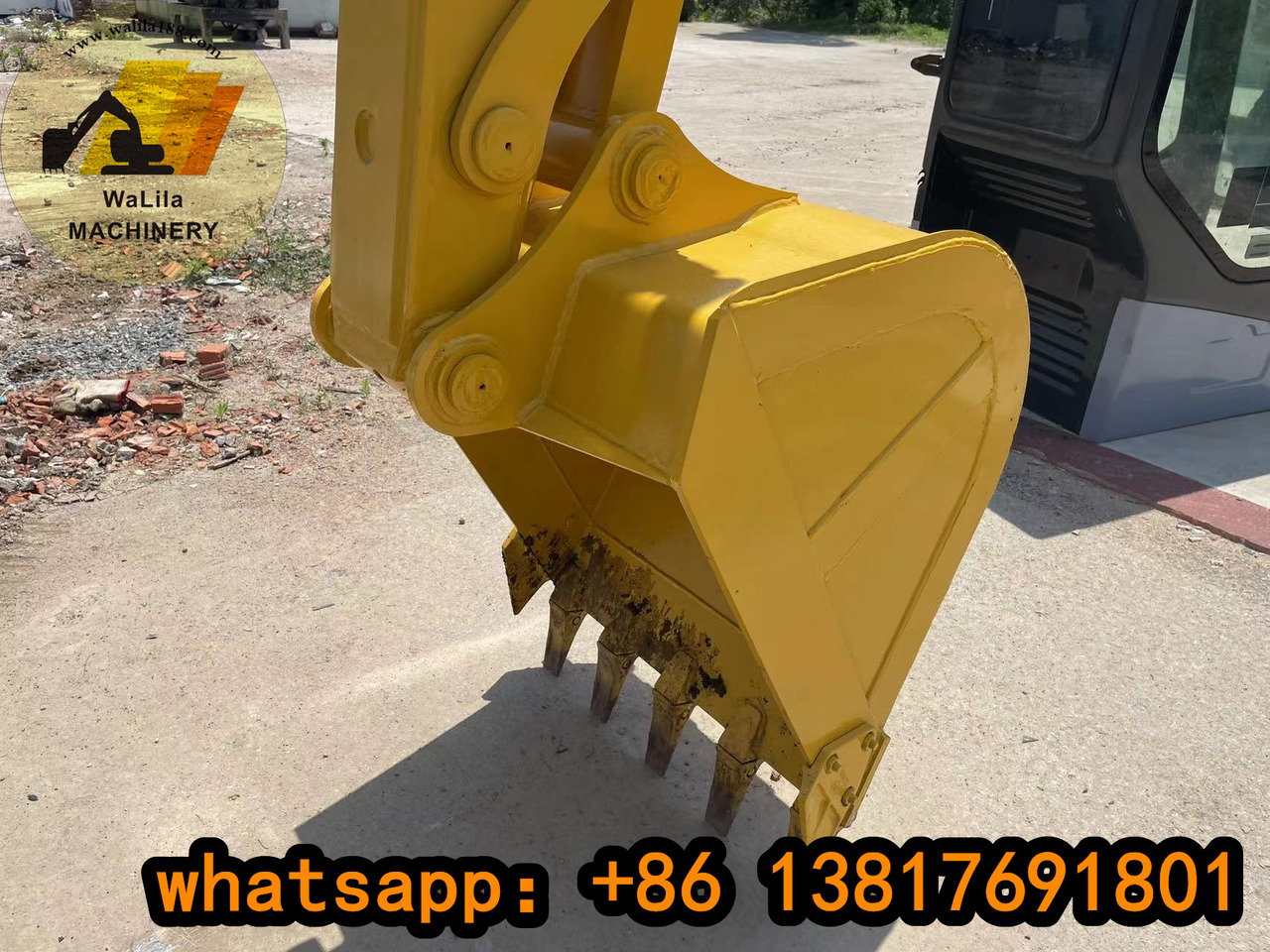 KOMATSU PC 70-8 - Mini pelle: photos 5 KOMATSU PC 70-8 - Mini pelle: photos 5