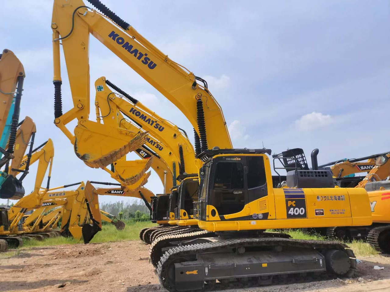 KOMATSU PC400-8 - Pelle sur chenille: photos 1 KOMATSU PC400-8 - Pelle sur chenille: photos 1